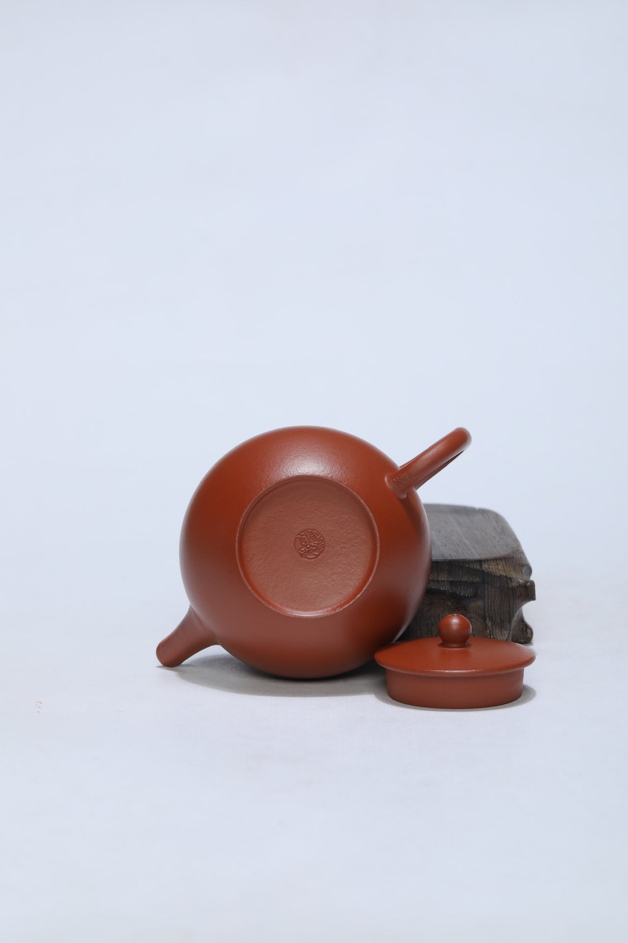 Yi Li Zhu Yixing Zisha Teapot | Zhuni Da Hong Pao Clay | Liu Yue | 100cc